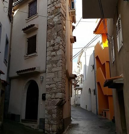 Апартаменты Old Town Baska Экстерьер фото